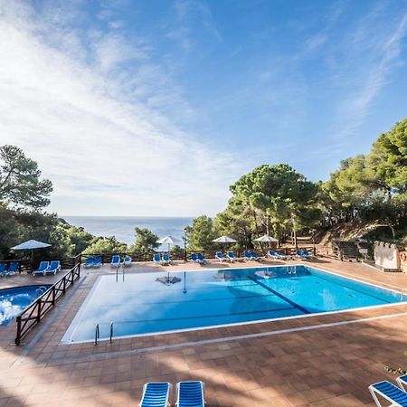 Camping Sunissim Cala Llevado 4 By Locatour Hotel Tossa de Mar Bagian luar foto