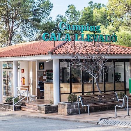 Camping Sunissim Cala Llevado 4 By Locatour Hotel Tossa de Mar Bagian luar foto